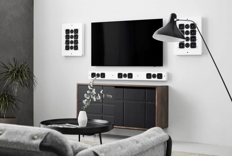 Heimkino Installation mit Multiroom Audio System und TV